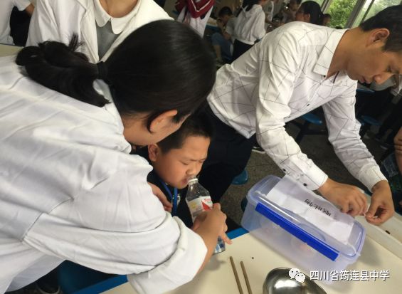 病從口入，食品安全記于心——筠連中學食品安全應急演練3.jpg