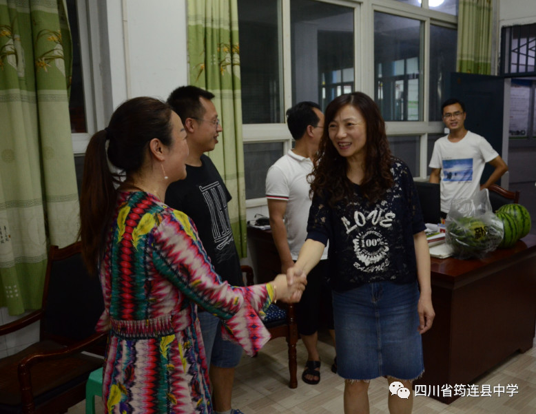 黃沙百戰穿金甲 不破樓蘭終不還——記縣領導親切慰問高三師生2.jpg