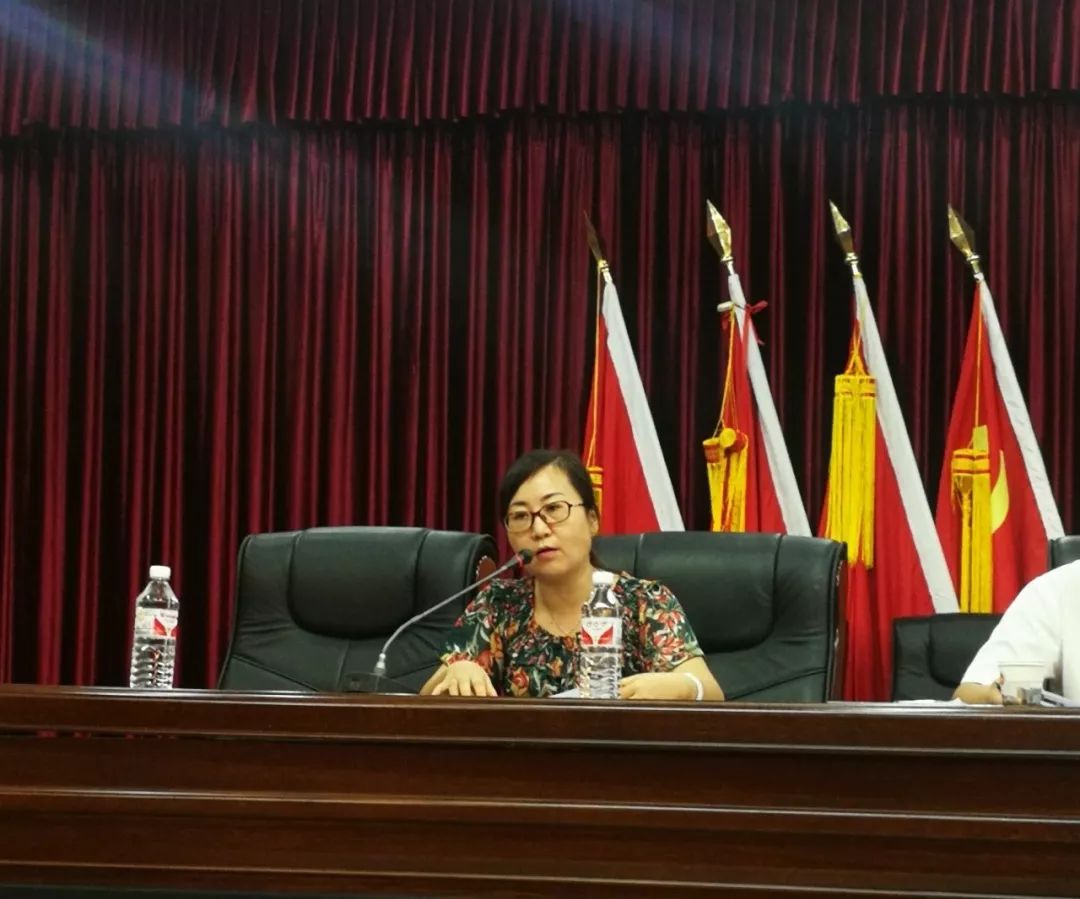 德育為先，安全為重——筠連中學2019年秋期學校德育安全工作會2.jpg