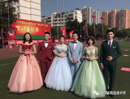 一群可愛的人——12·9文藝匯演臺前幕后的工作人員4.jpg