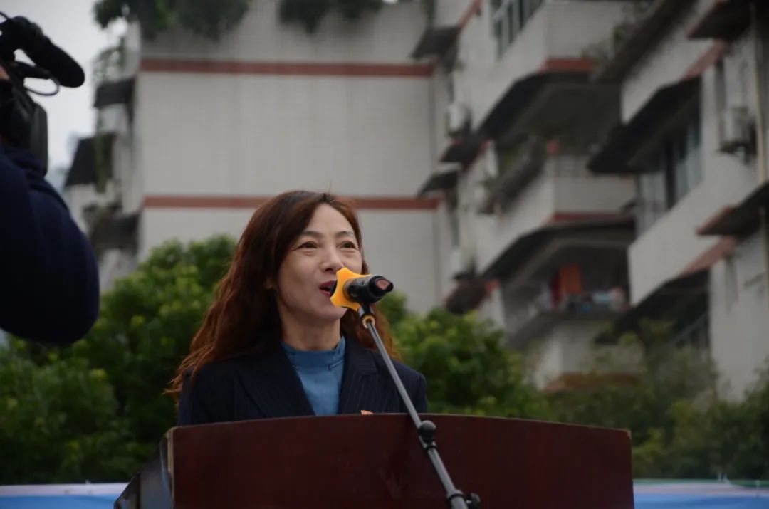青春正當時，賽場展英姿——筠連縣2020年中小學生籃球比賽在筠連縣中學舉行2.jpg
