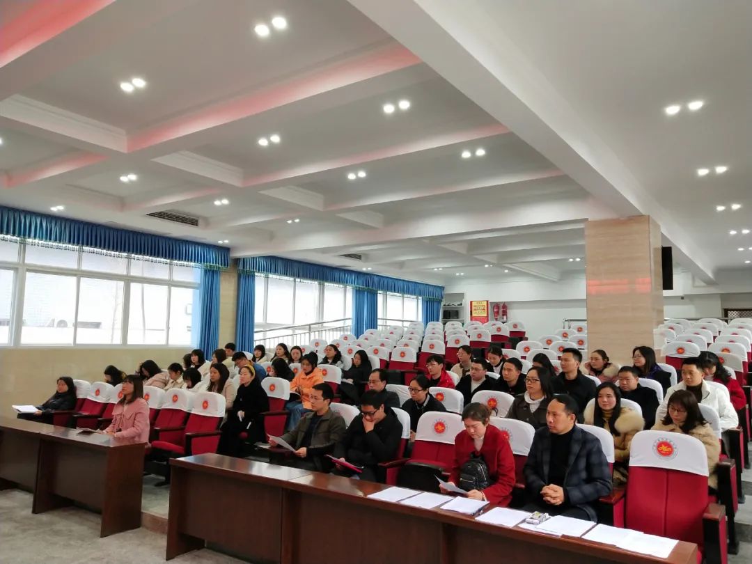 薪火相傳，弦歌不輟——筠連縣中學舉行“薪火工程”拜師會3.jpg